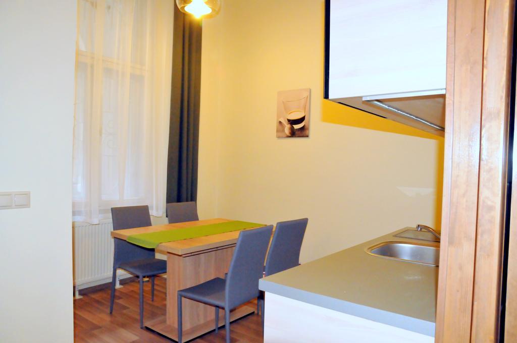 Frank & Fang Apartments Budapest Eksteriør billede