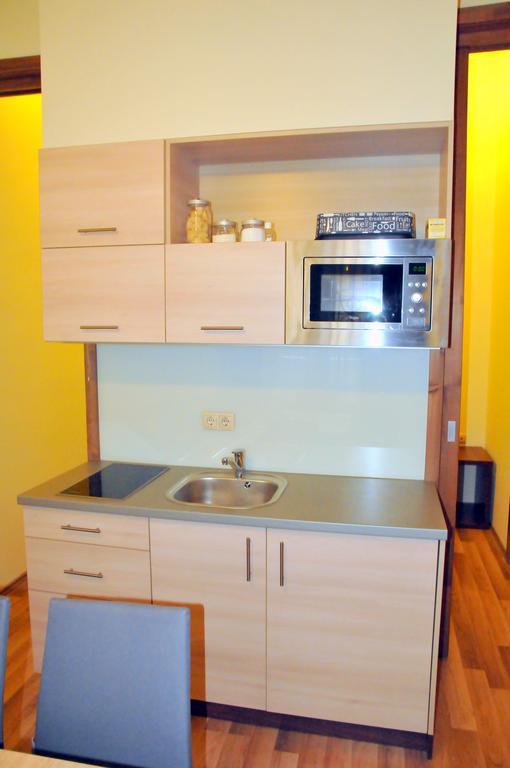 Frank & Fang Apartments Budapest Eksteriør billede