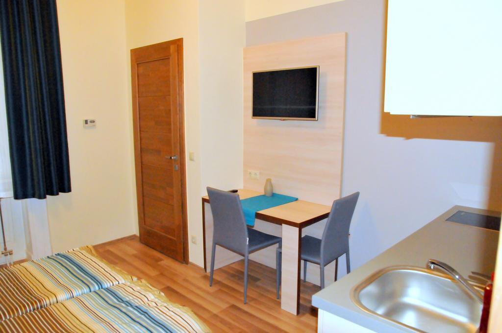 Frank & Fang Apartments Budapest Eksteriør billede